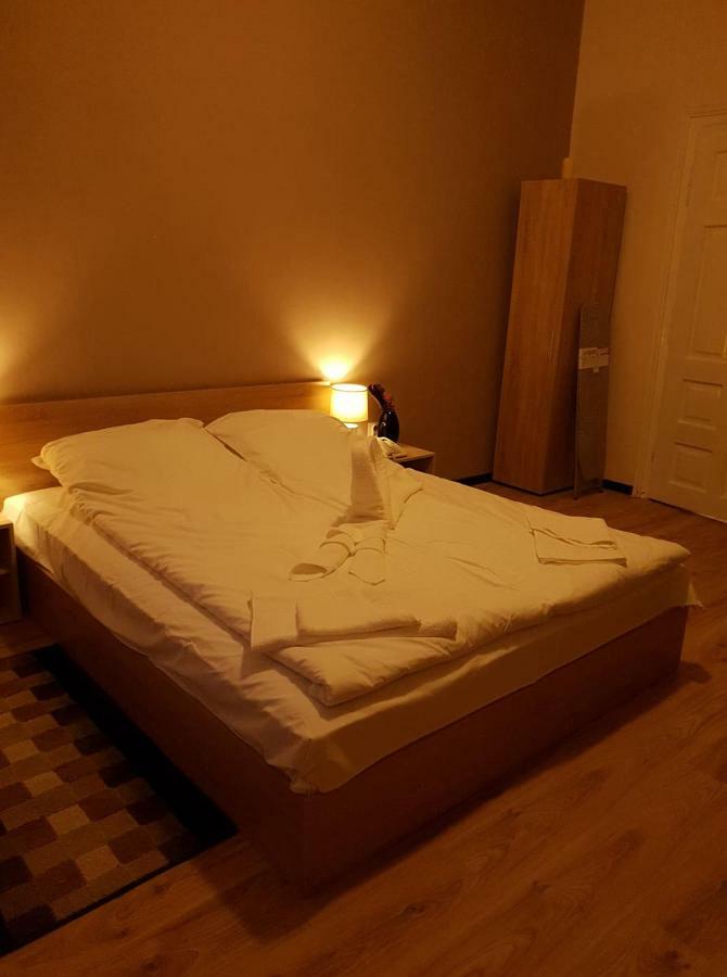 Валентино Hotel Vratsa Bagian luar foto
